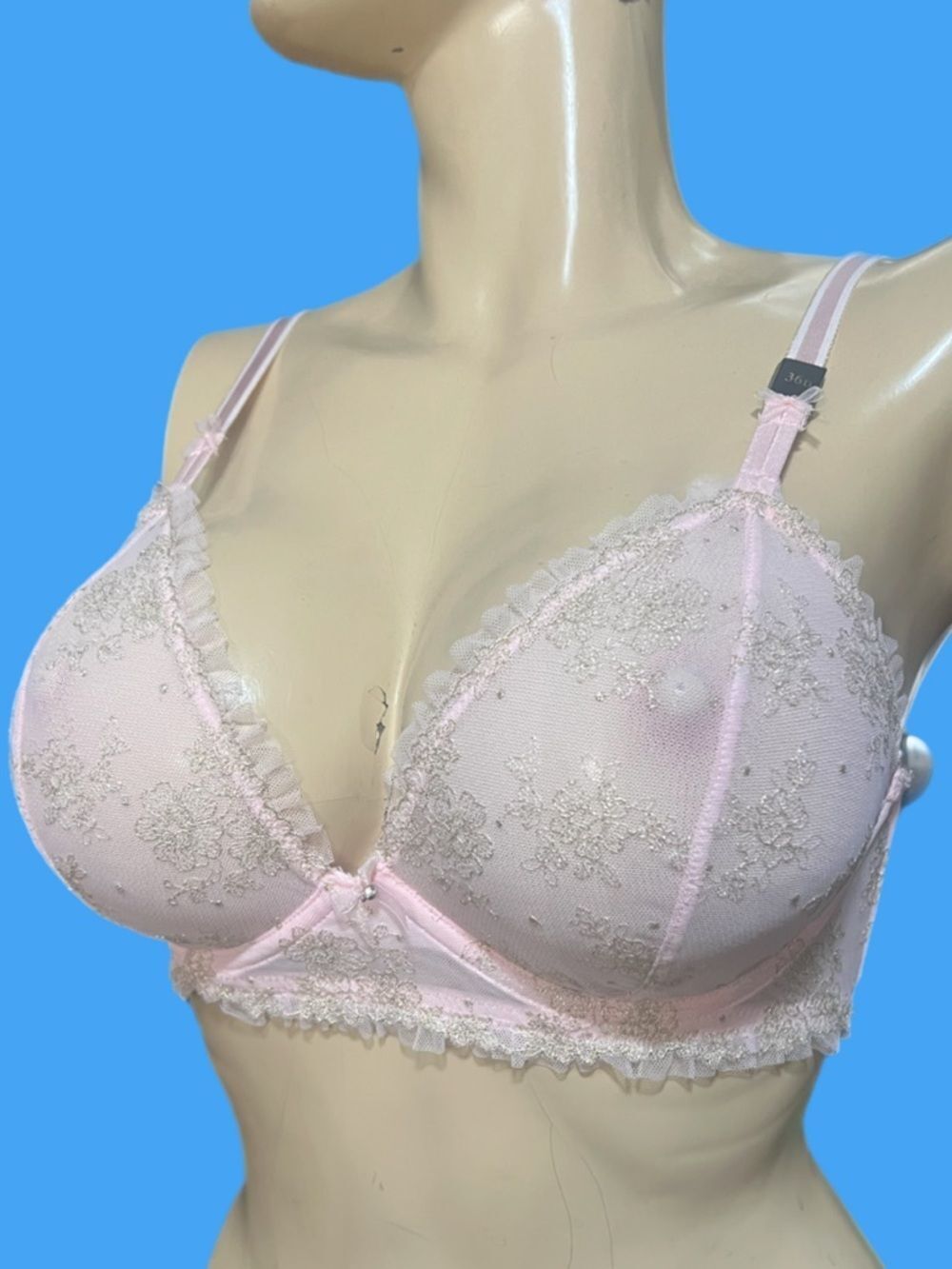 Victoria’s Secret Dream Angels Unlined Plunge mesh Embroidered Sexy Sheer bra